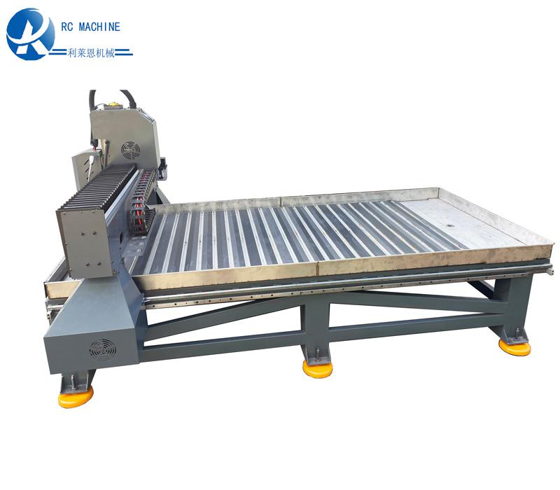 RC1325T cnc router with water tank and roller